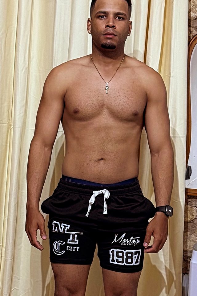 Javier después de 40 días de coaching online: alrededor de 8 kg menos.